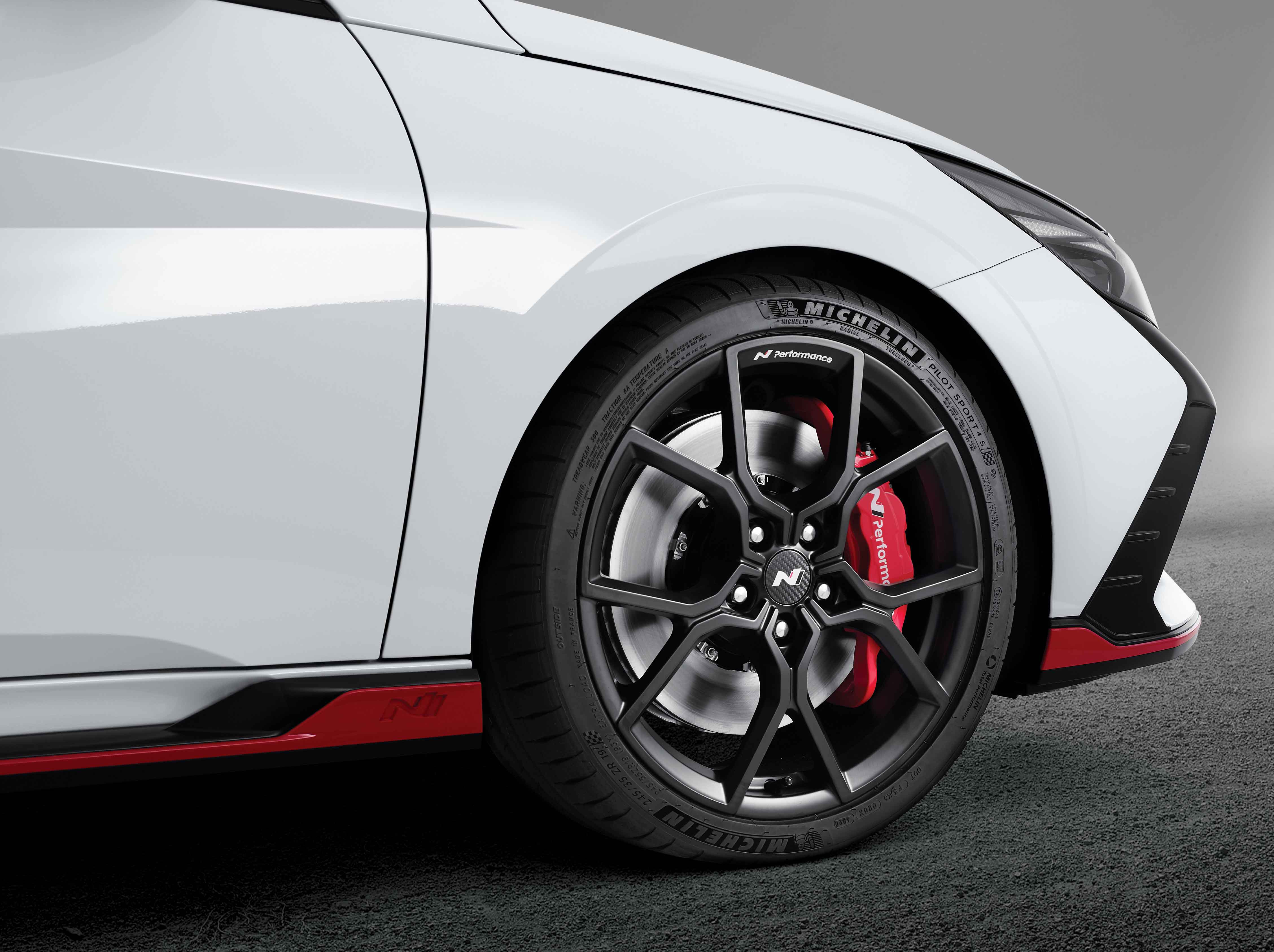 70700-black-forged-wheel-cn7-n